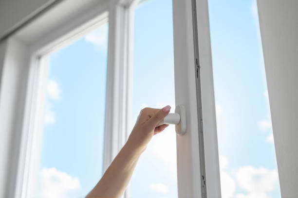 Fast and Reliable Emergency Window and Door Repairs in #State